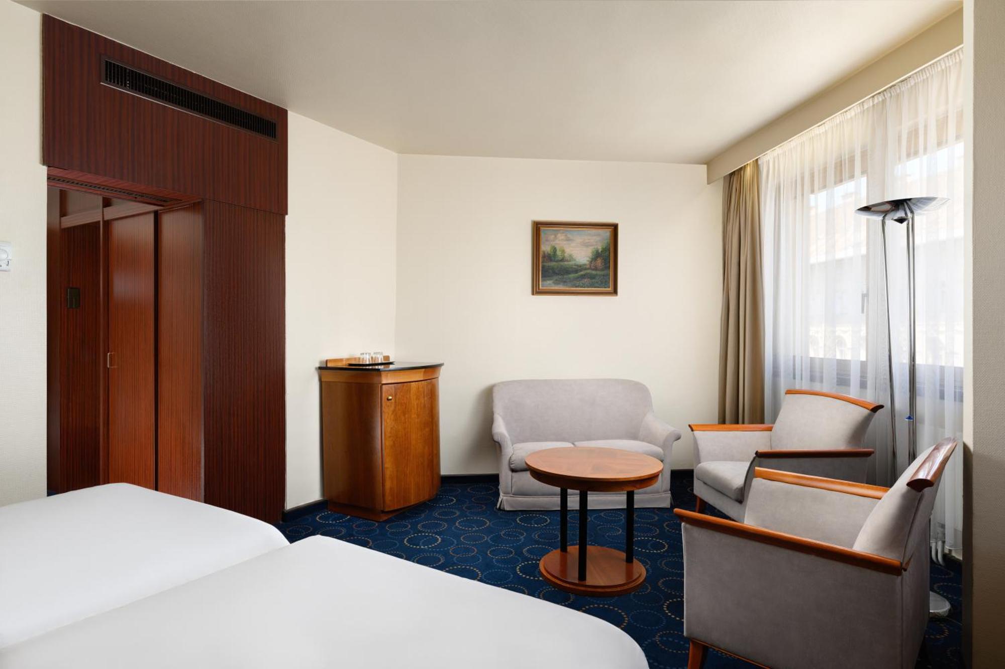 Danubius Hotel Hungaria City Center Budapest Luaran gambar